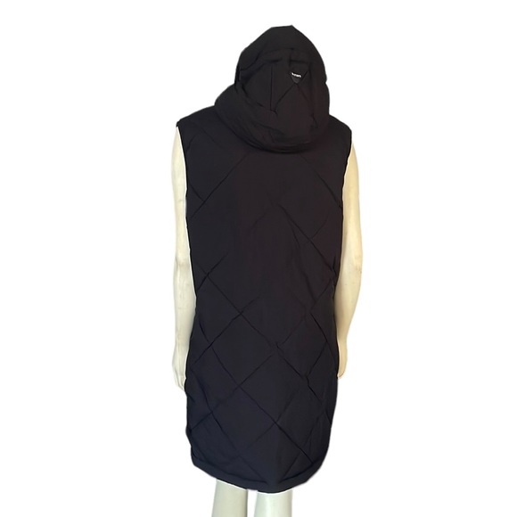 Koolaburra by UGG - Reversible Sherpa Long Vest - Picture 5 of 8